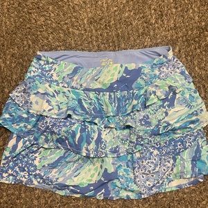 Size medium Lilly Pulitzer luxletic skort
